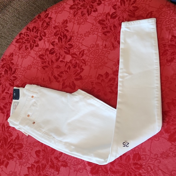 NWT GAP True Skinny Mid Rise Jeans - Picture 4 of 10